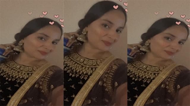 Horny Indian Wife – Showing Asshole Fingering HD